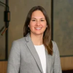 Erin Simmons Headshot